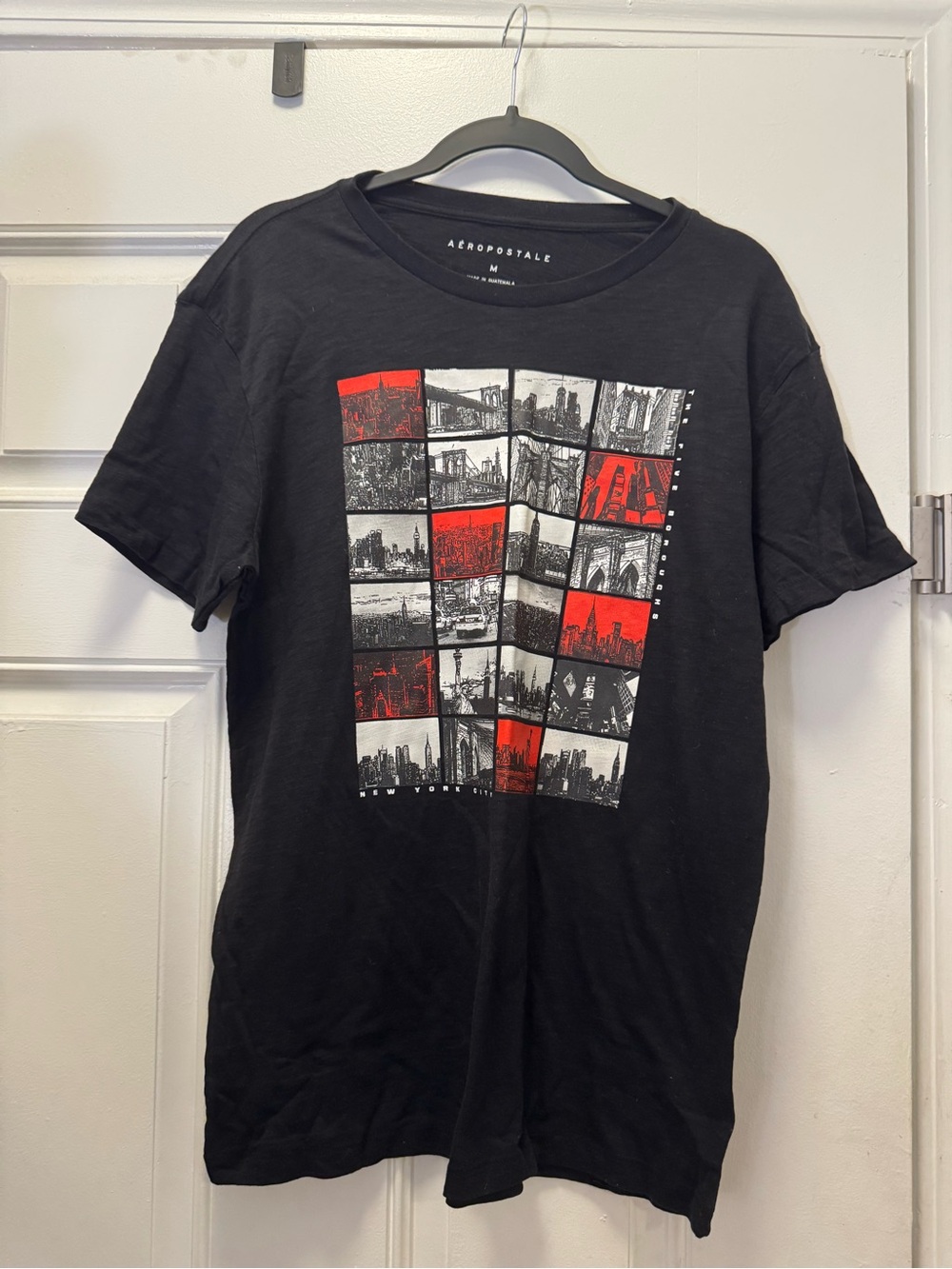 Aeropostale Black Tee with Red & White City Grid Graphic 0263